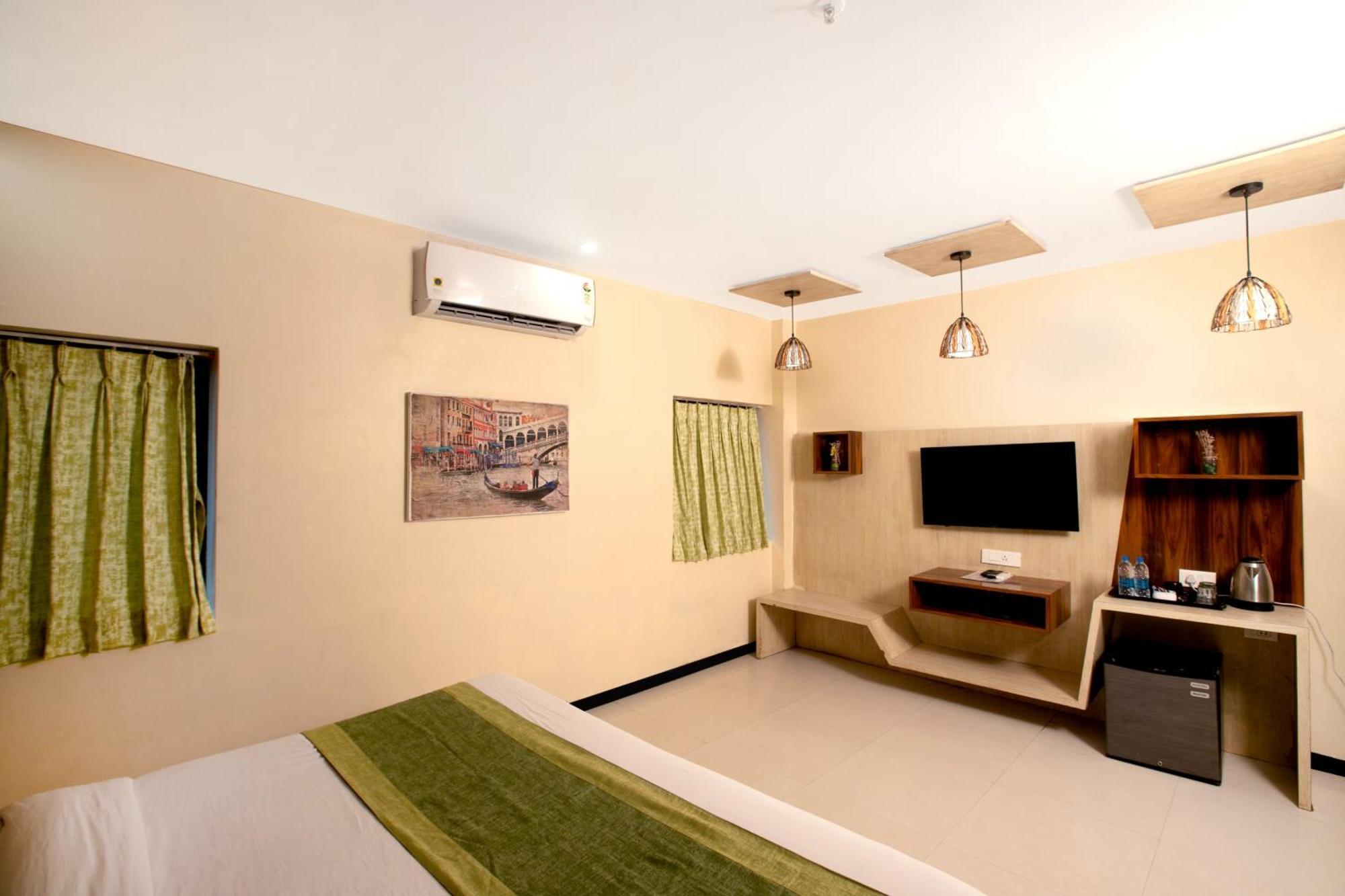 Elite Continental- Near International Airport Andheri East Hotel Mumbai (Bombay)